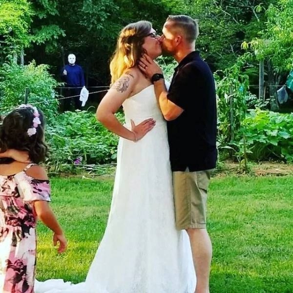 Funny Photos That Will Make You Take a Closer Look 