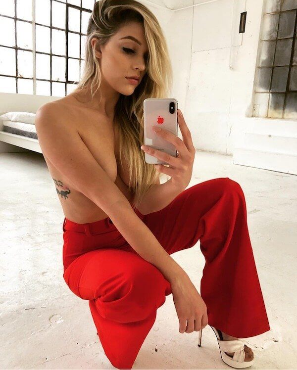 Hot Girls Burn Your Bra and Join the Revolution! 