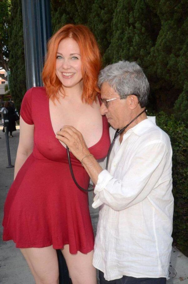 Grownup Corner sexy girls 