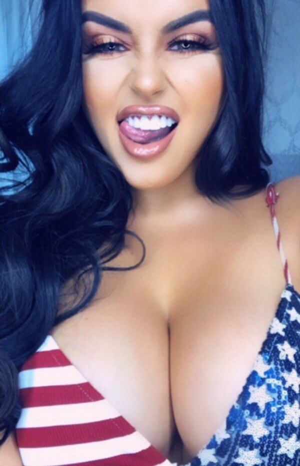 Hot Goofy Girls a Lot of Fun to Be Around 