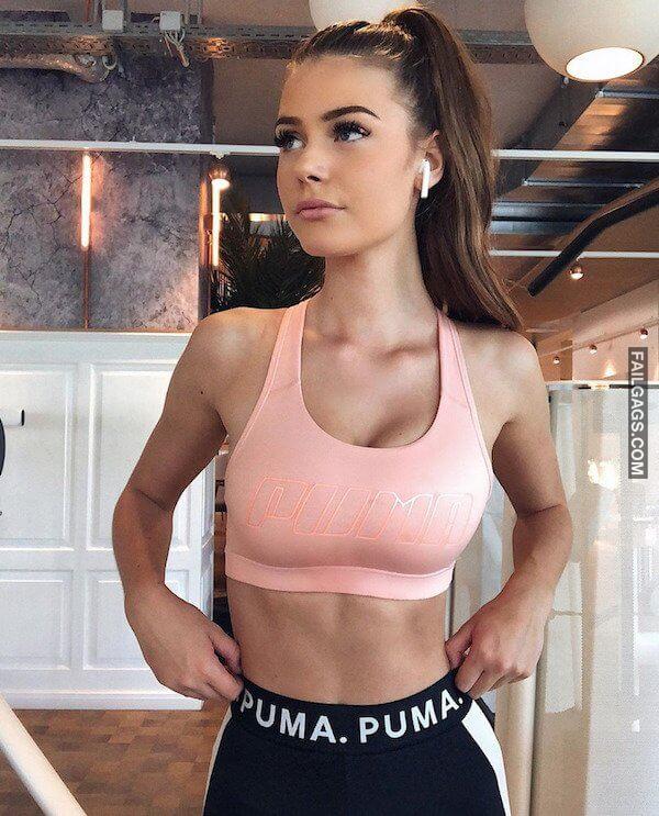 Sexy Girls in Sports Bras is All the Gym Motivation You Need 
