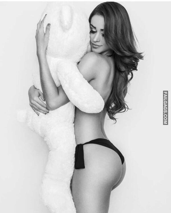 Sexy Yanet Garcia is the Reason for Global Warming 