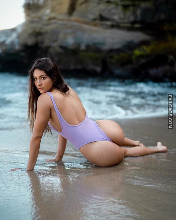 Girls Dripping Wet Are So Sexy 