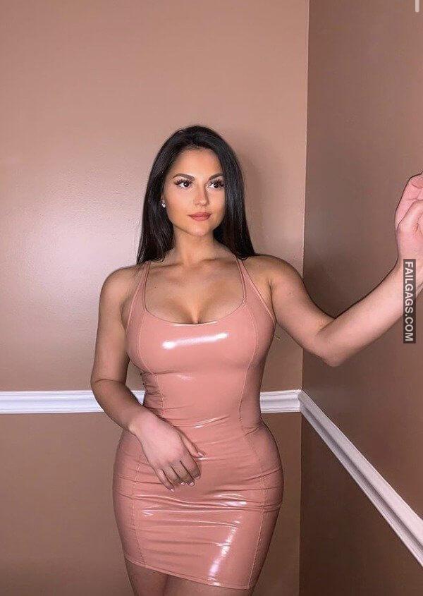Sexy Girls in Tight Dresses 8