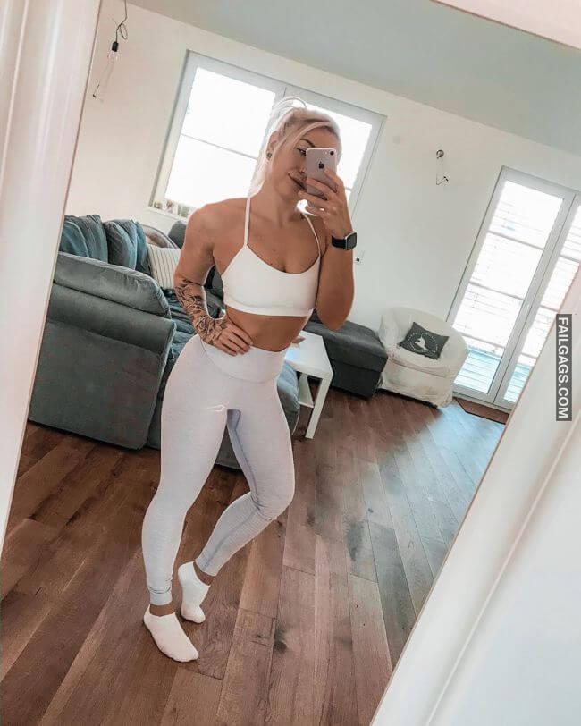 Pretty Cute Girls in Sports Bras 10