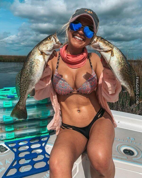sexy Girls Gone Fishin 20