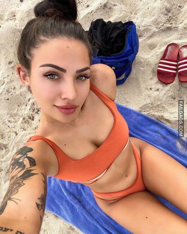 hot busty girls with freckles showing big boobs 2