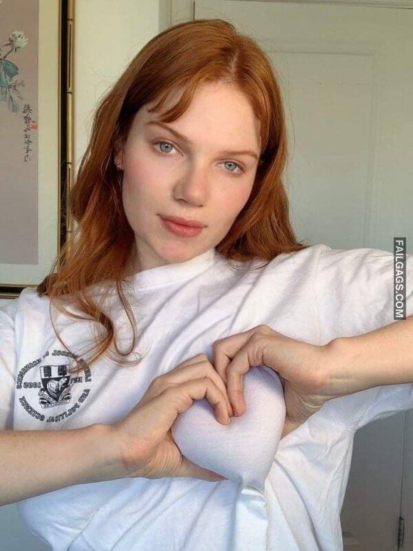 Sexy Girls Braless Showing Big Boobs 4