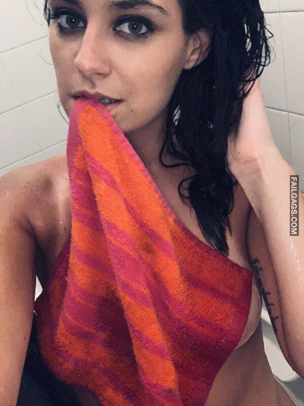 Sexy Teen Girls With Big Boobs in Towel 8