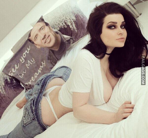 Hot Busty Girls With Choker Necklace 7