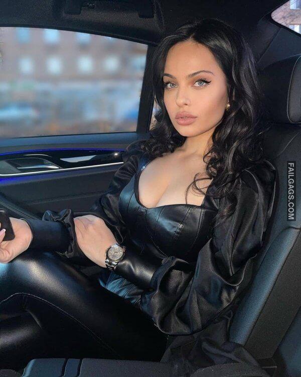 Hot Busty Girls in Corsets Showing Big Tits 10