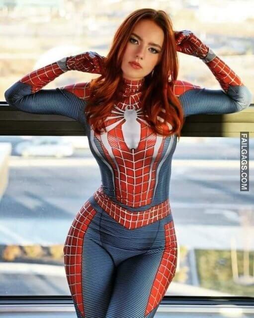 Sexy Girls With Big Boobs Showing Perfect HipWaist Ratio 10