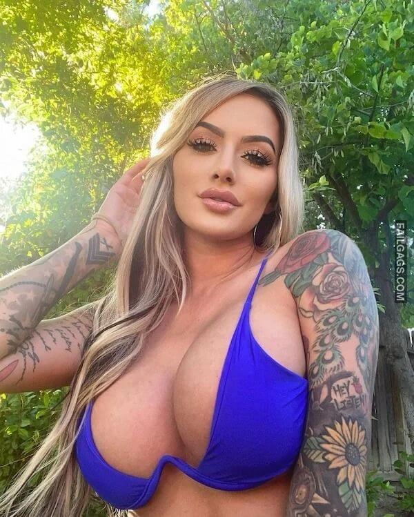 Sexy Girls With Big Natural Tits 11