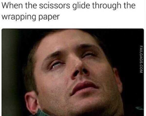 Hilarious Christmas Memes 8